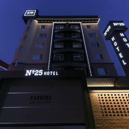 No.25 Hotel Τσεονάν Εξωτερικό φωτογραφία