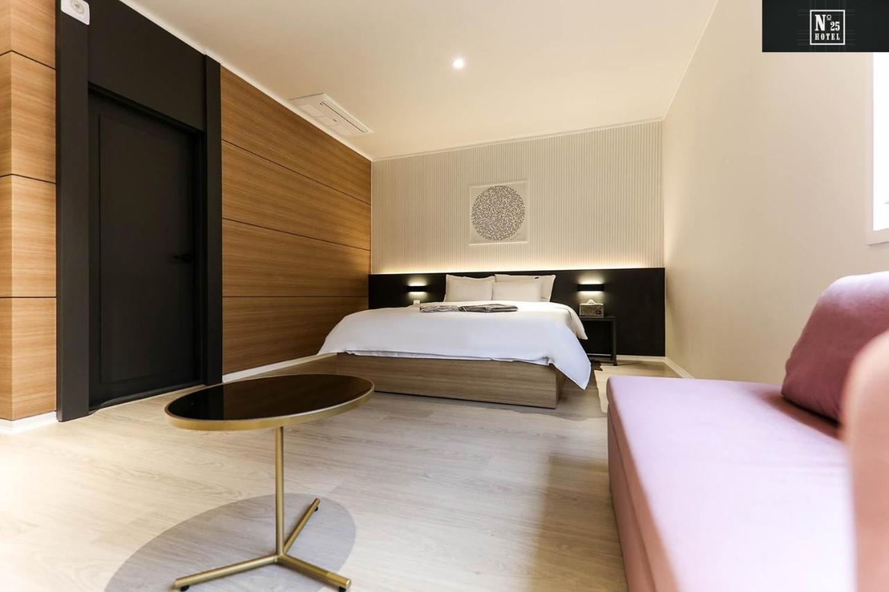 No.25 Hotel Τσεονάν Εξωτερικό φωτογραφία
